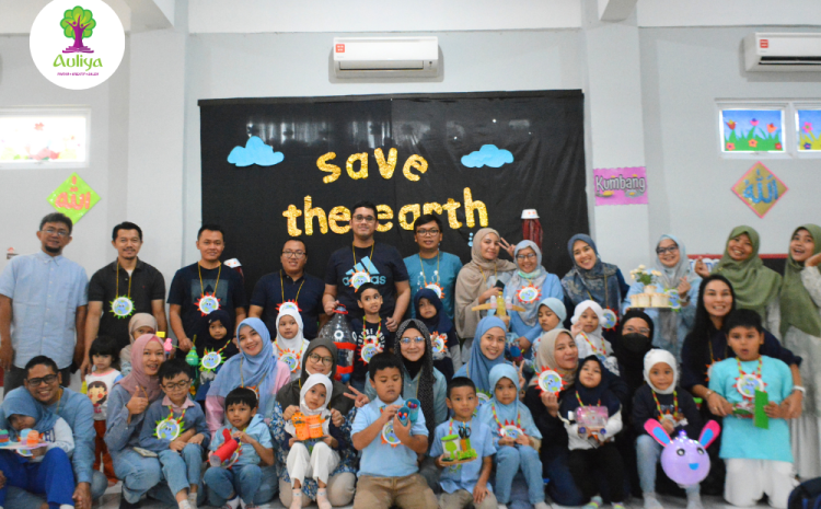  Ajak Ananda Untuk Peduli Terhadap Lingkungan; TKIT Auliya Gelar Auliya Kids Project Dengan Tema Save The Earth