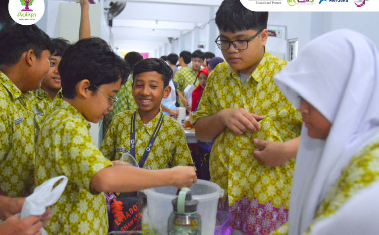  Festival Jajanan Zaman Now SMPIT Auliya : Menumbuhkan Jiwa Entrepreneur Siswa