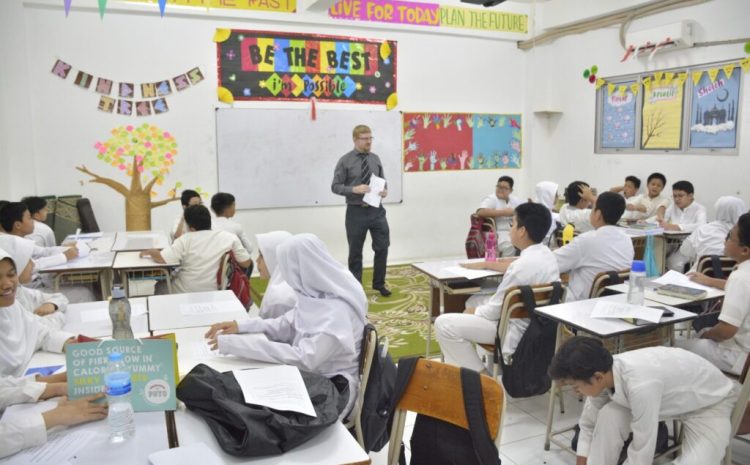  Mencari Pendidikan Agama yang Berkualitas: SMP Islam di Bintaro Menjadi Pilihan Utama