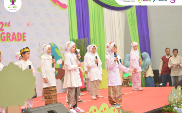  Program Utama Kelas 2 “Happy Earth Day”