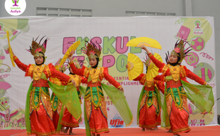  Gali Potensi dan Bakat Siswa, ISTIYA SD Auliya Gelar Ekskul Expo